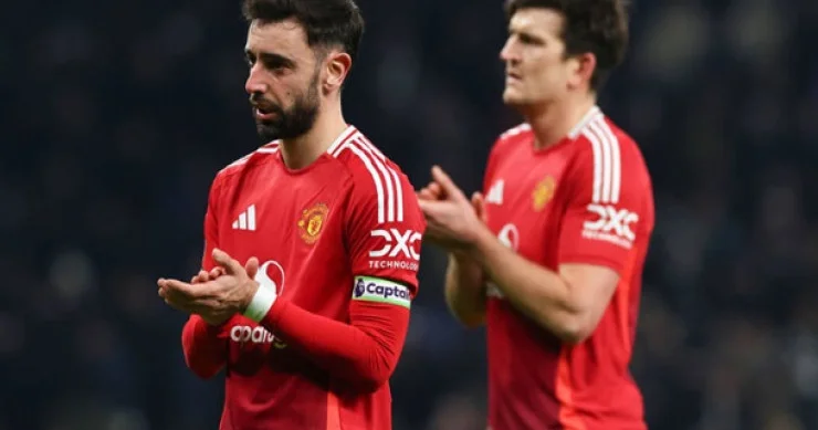 “Mançester Yunayted”də dörd futbolçu qalacaq