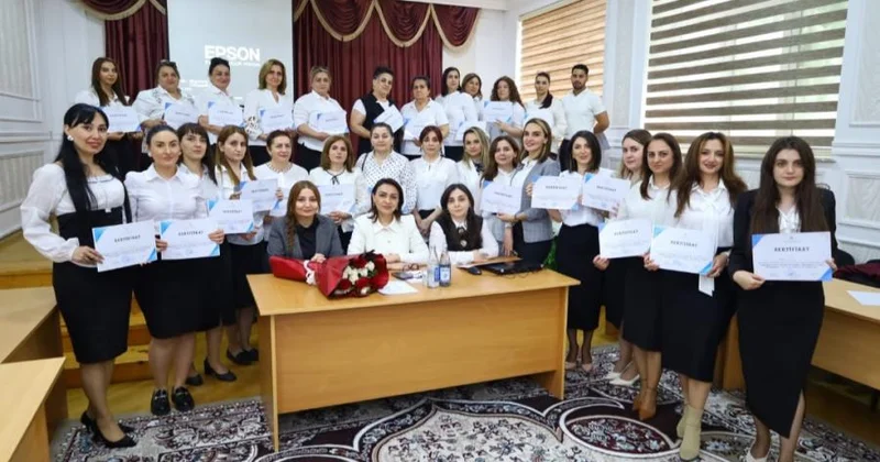 “Şagirdlərdə Aktiv Dinləmə Bacarığının Əhəmiyyəti və Tətbiq Strategiyaları” mövzusunda təlim keçirilib.
