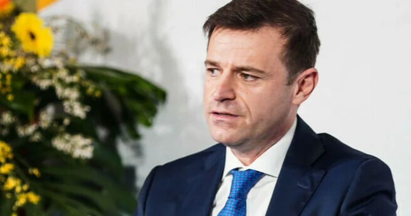 İtaliyada mer rüşvət alarkən saxlanıldı