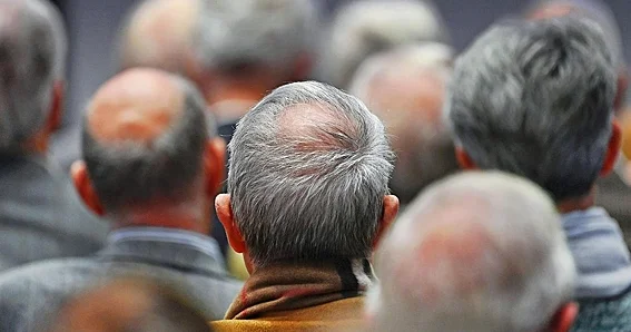 Avropa ölkəsi pensiya yaşının 70 ə qaldırır...