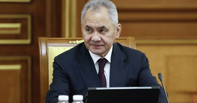 Шойгу похвалился, что на посту министра обороны разрешил солдатам мыться и носить чистые трусы