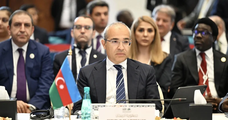 Mikayıl Cabbarov İslam İnkişaf Bankının plenar sessiyasında iştirak edib