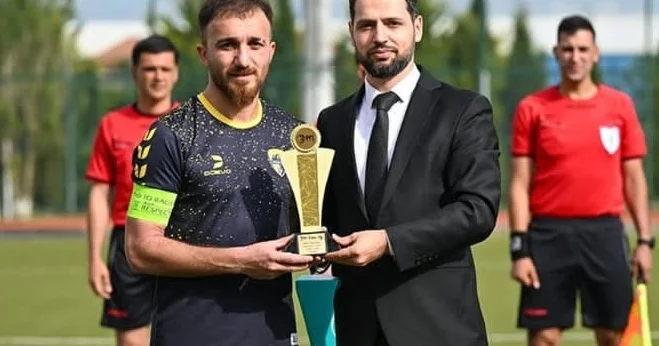 Elgün Abbaslı: “Yenə öz qolumu seçərdim