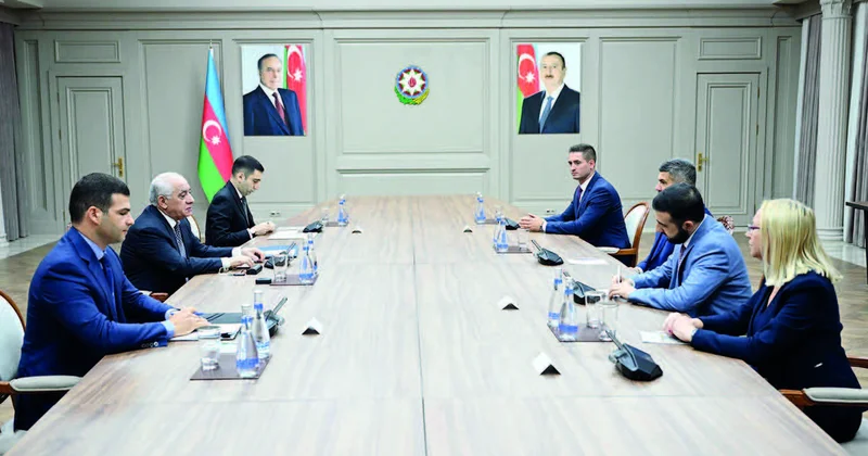 Baş nazirin DMF prezidenti ilə görüşü