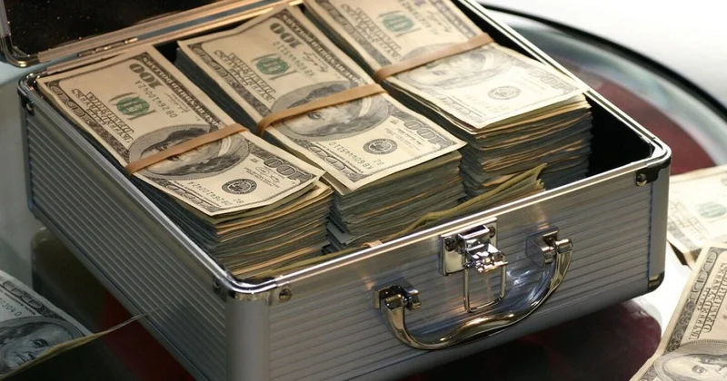 Ermənistanda bu qurumun binasından 590 min dollar oğurlandı