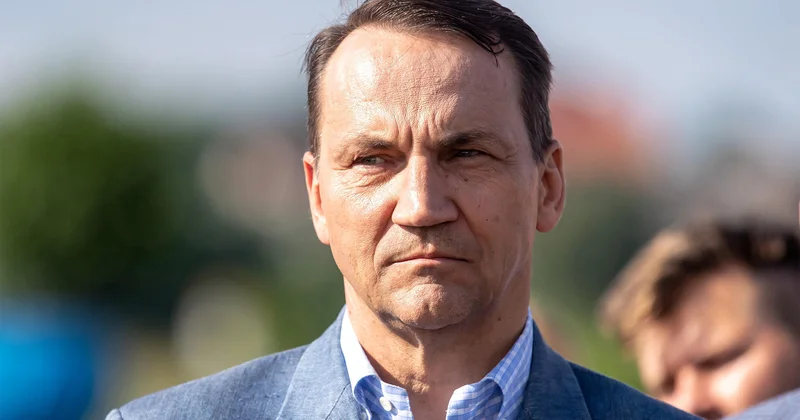 Bu termini səsləndirməkdən qorxuram Sikorski