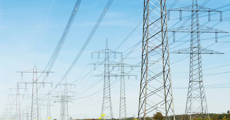 Азербайджан в 30 раз сократил закупки электроэнергии у Грузии