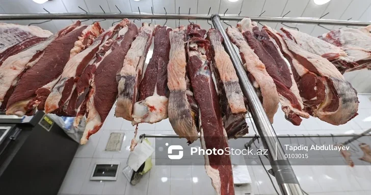 Говядина за 15 манатов, баранина за 20: продавцы о ситуации на мясных рынках