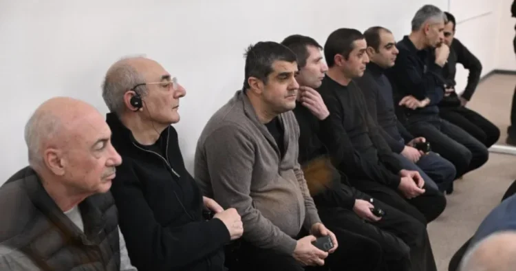 Məhkəmədə bu sənəd ifşa edildi
