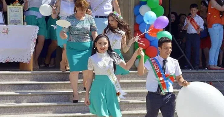 “Son zəng” öz mahiyyətini itirir