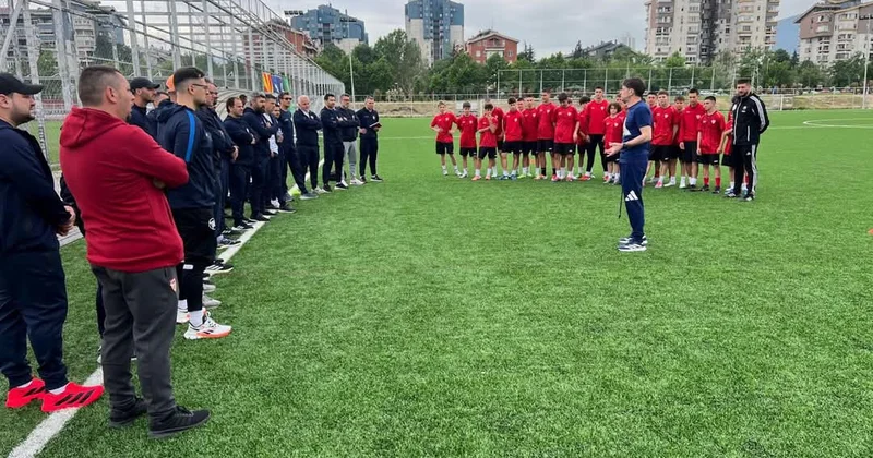 “Qarabağ”ın məşqçisi seminar keçdi