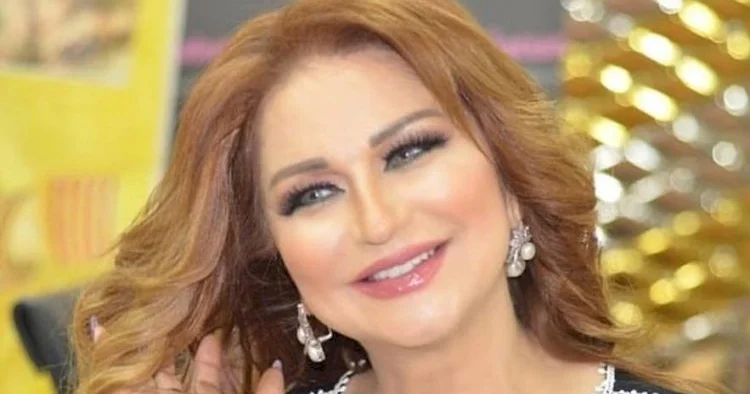 Mələkxanım Eyubovanın ailə görüntüsü gündəm oldu GƏLİNİ İLƏ