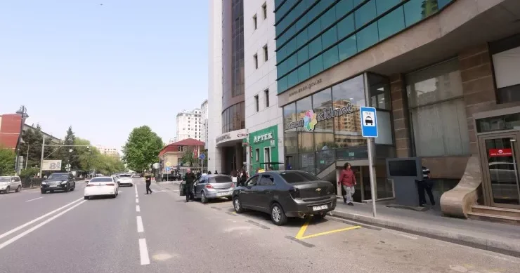 Bu küçədə sərnişin mindirib düşürənlər CƏRİMƏLƏNMƏYƏCƏK