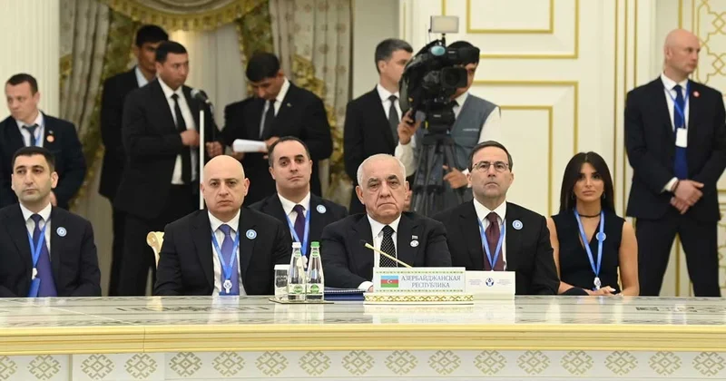 Əli Əsədov MDB Hökumət Başçıları Şurasının iclasında WUF13 və Qarabağda görülən işlər barədə məlumat verib