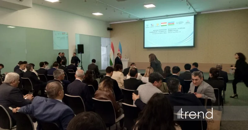 В Баку проходит Азербайджано таджикистанский бизнес форум (ФОТО)