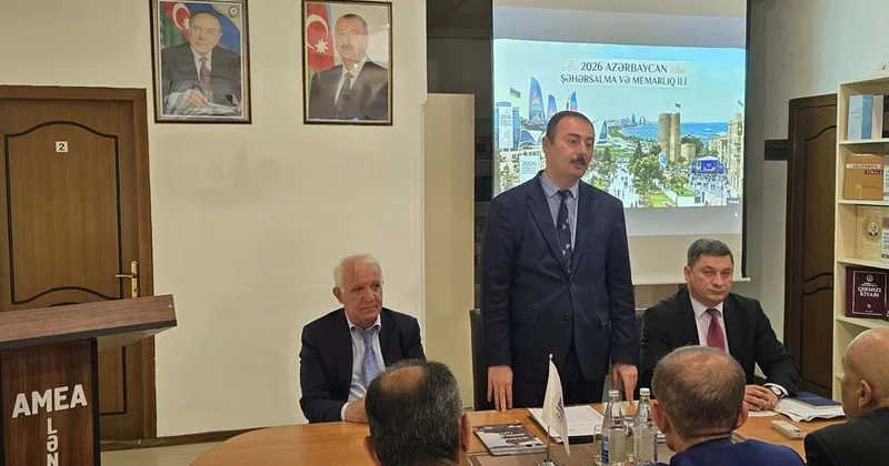 “Heydər Əliyev və müstəqil Azərbaycanın şəhərsalma modeli: davamlı inkişafdan Zəfərə” FOTOLAR