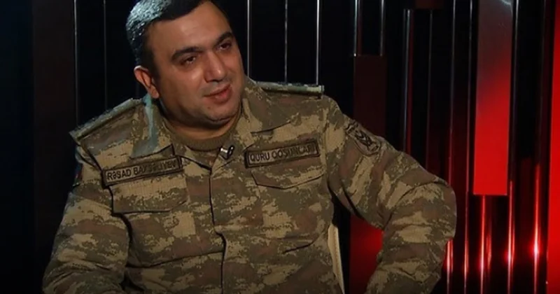 “17 il sonra eyni hərbi hissədə idi, bu dəfə əlində qələm yox, silah vardı”