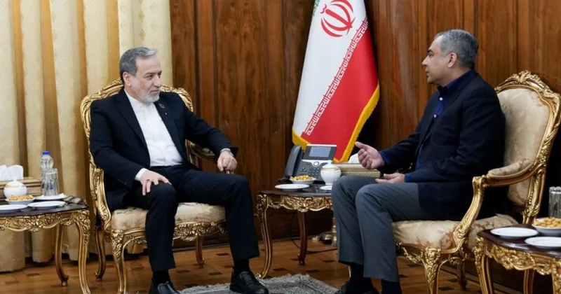 Pakistanın naziri Tehranda müzakirələri davam etdirir