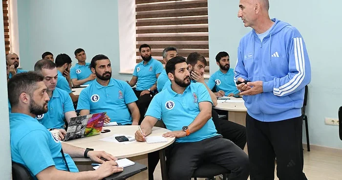 UEFA C kursu keçirilib