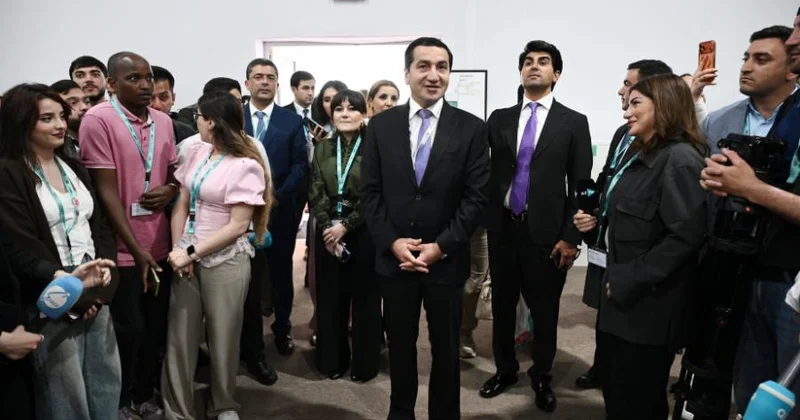 Hikmət Hacıyev WUF13 ü işıqlandıran media nümayəndələrinə təşəkkür edib