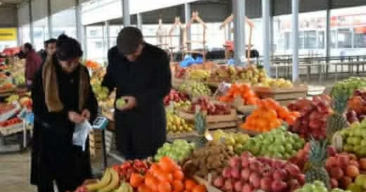Bazarlar bu savaş ı uduzdu: Daha heç kim axşam bazarı na getmir