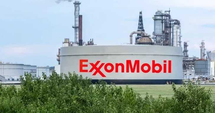 ExxonMobil ведет переговоры о возвращении в Венесуэлу спустя почти 20 лет
