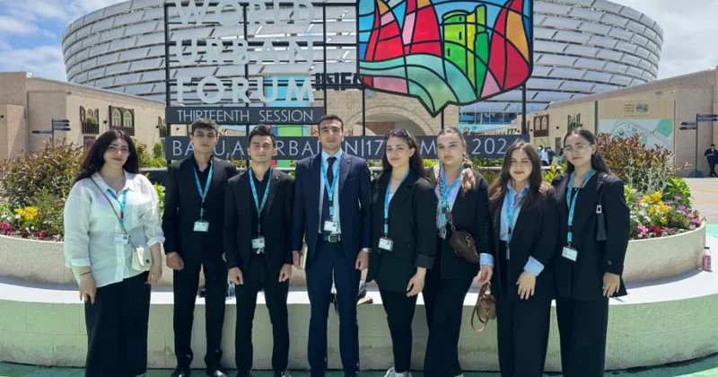 ADPU tələbələri və əməkdaşları WUF13 də