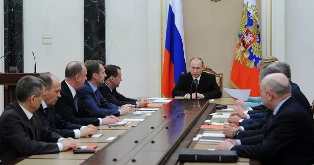 Putin TŞ nin iclasını çağırdı