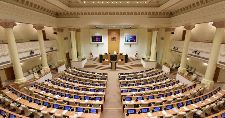 Gürcüstandan Brüsselə sərt sözlər: “Avropa İttifaqı sivilizasiya uçurumuna doğru irəliləyir