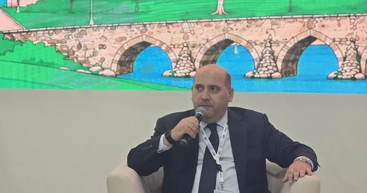 Эмин Гусейнов на WUF13 в Баку рассказал о восстановлении Агдама, Физули и Ходжавенда