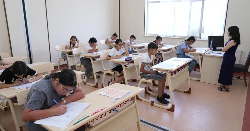 NDU nəzdində İngilis dili Təmayüllü Gimnaziyaya qəbul imtahanı keçirilib
