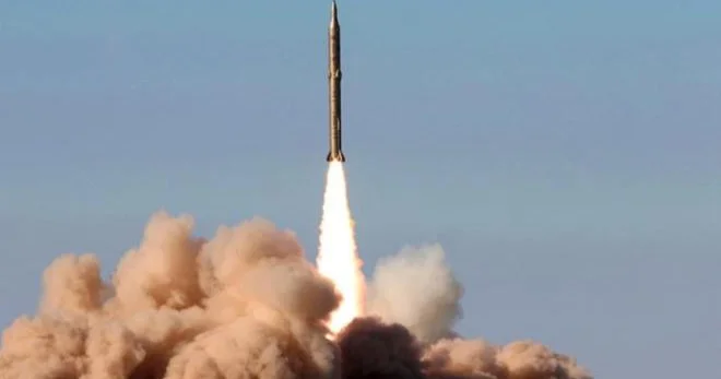 İran ilk dəfə bu raketi İsrailə atdı