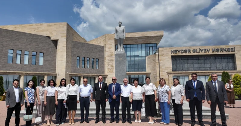 Bəxtiyar Vahabzadənin anadan olmasının 100 illik yubileyi...