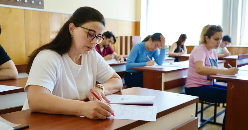 Fəlsəfə doktoru imtahanı keçirilib