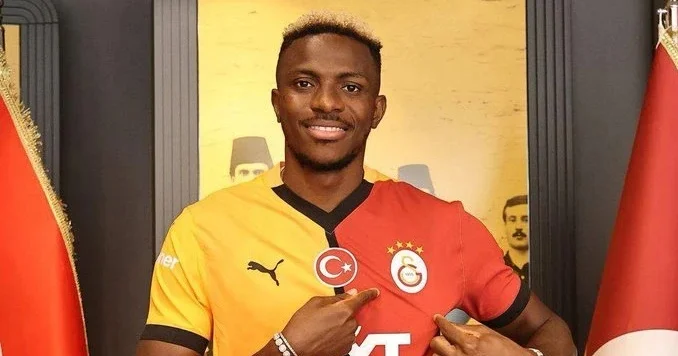 Afrikanın ən böyük zibilliklərindən birində böyümüşəm Viktor Osimhen