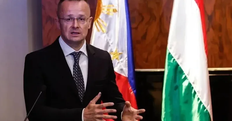 Siyarto: Macarıstan dünyada yeni nüvə arsenallarının yaranmasını istəmir