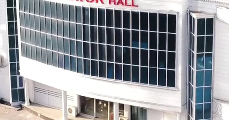 İmperator Hall da kütləvi dava: Bəy tərəflər arasında qaldı FOTOlar