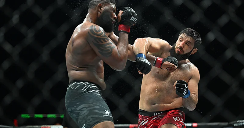 UFC: ABŞ dan olan idmançı Bakıda qalib olub FOTO