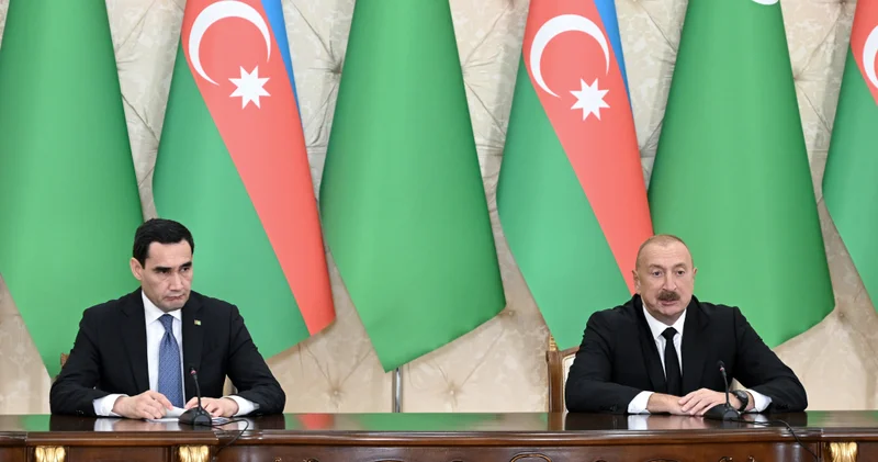 Pezidentlər mətbuata bəyanatlarla çıxış etdilər FOTOLAR