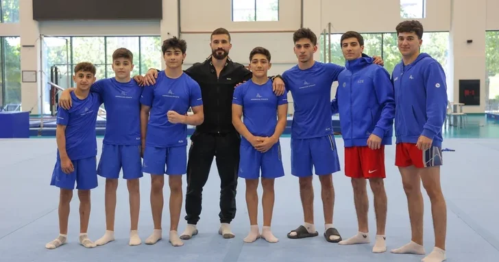 Две звезды азербайджанского спорта встретились в преддверии UFC Fight Night Baku