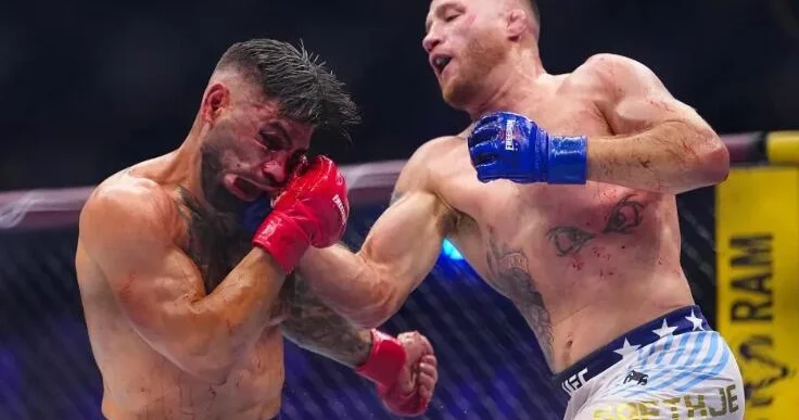 Джо Роган назвал бой Топурии и Гейджи величайшим в истории UFC