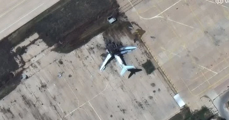 Şiraz aviabazasında İranın bir neçə təyyarəsi vurulub