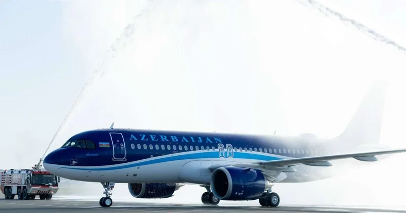 AZAL yeni təytarə aldı FOTO