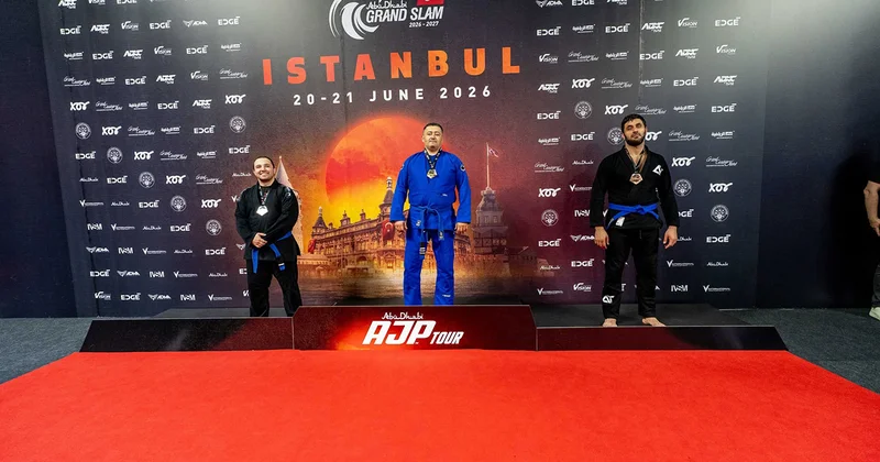 Tanınmış istintaqçı “Abu Dhabi Grand Slam Jiu Jitsu”nun çempionu oldu Foto