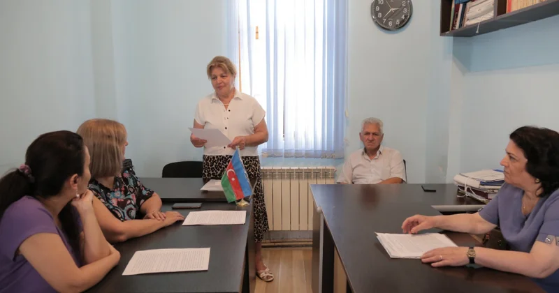 Folklor İnstitutunda elmi seminar: Hənəfi Zeynallı irsi və Kürdəmir toyları