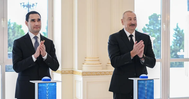 С участием Президента Ильхама Алиева и Президента Сердара Бердымухамедова состоялась церемония передачи в дар танкера "Достлуг" в онлайн формате ФОТО