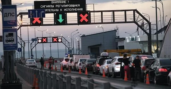 Krım körpüsü bağlandı, 800 dən çox maşın yollarda qaldı