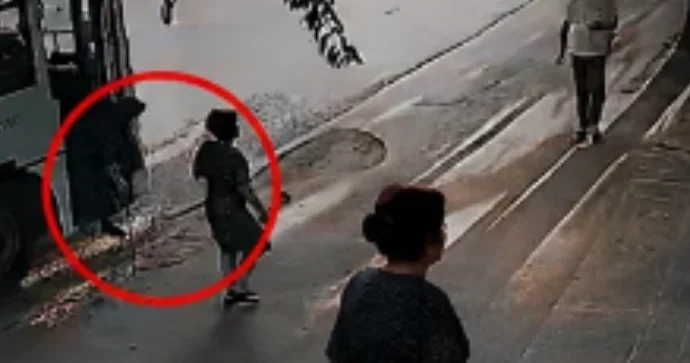 Ramanada qadını vurub öldürən avtobus sürücüsünün kimliyi BİLİNDİ VİDEO