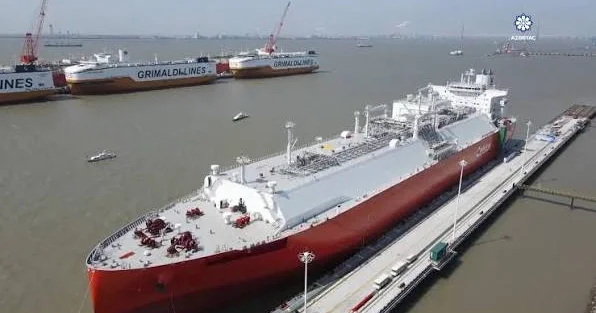Azərbaycan istehsalı olan “Dostlug” tankerinin açılışı oldu