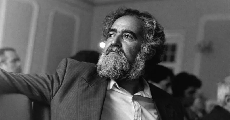 Aç başından bu şalı, qara bağlamaq olmaz... Xəlil Rza Ulutürkün həbsxana şeirləri
